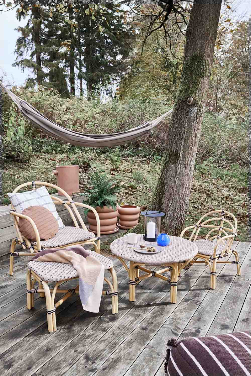 Mini outdoor table online