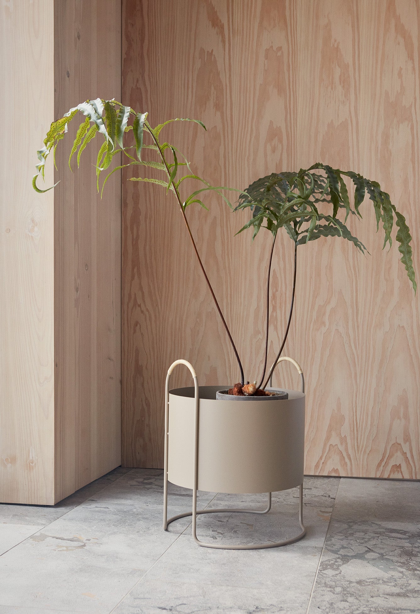 Load image into Gallery viewer, OYOY LIVING Maki Plant Box - Low Flowerpot 306 Clay
