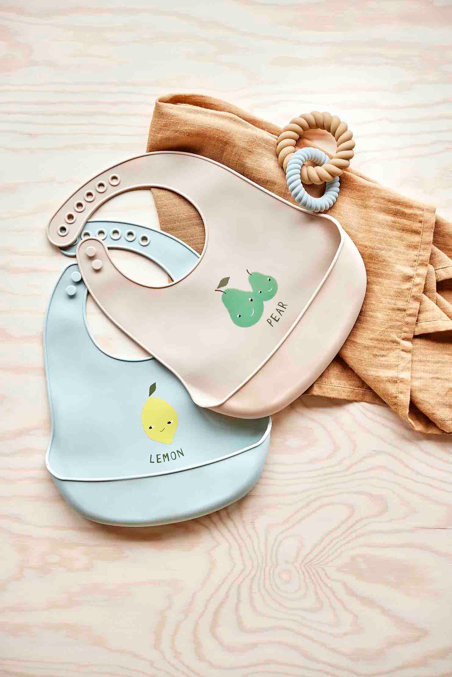 OYOY MINI Mellow Teether Teether 705 Pale Mint / Light Rubber