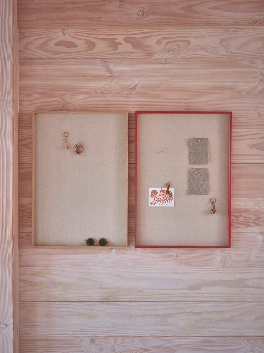 Load image into Gallery viewer, OYOY LIVING Peili Notice Board - Small Notice Board 405 Red
