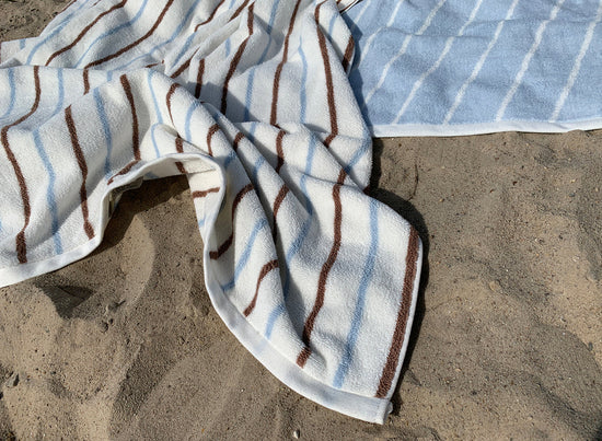 OYOY LIVING Raita Towel - 100x150 cm Towel 307 Caramel / Ice Blue
