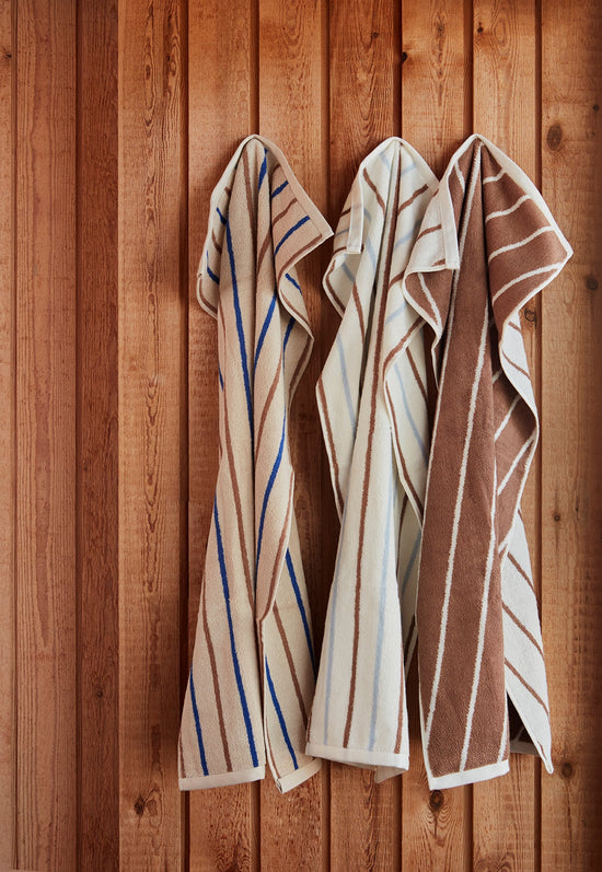 OYOY LIVING Raita Towel - 50x100 cm Towel 307 Caramel / Ice Blue